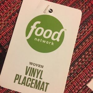 NWT 9 Vinyl Placemats